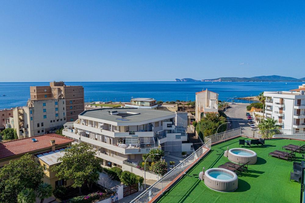 Piras Hotel 3*